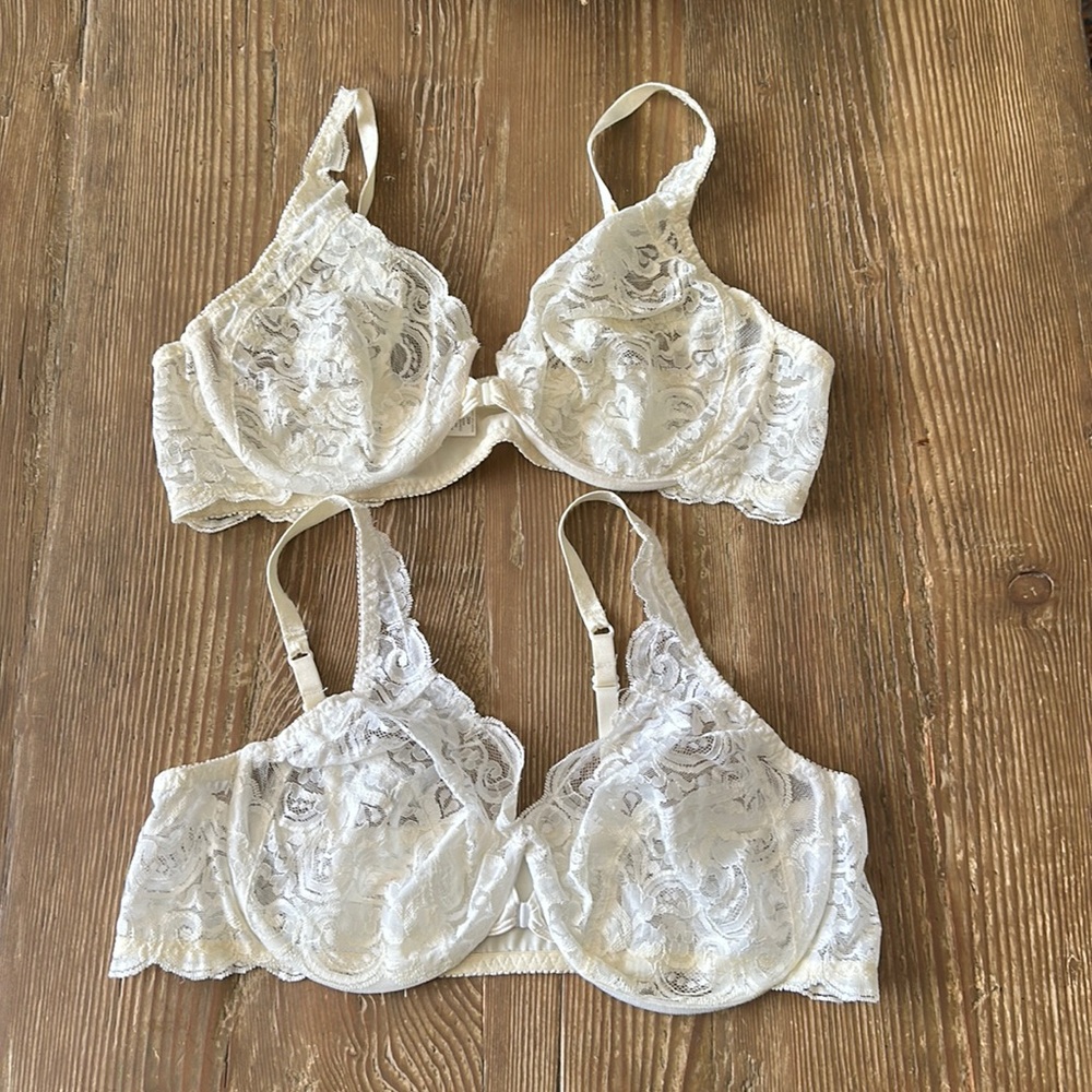 2 Victoria Secret off white & white front closure lace bras 40C